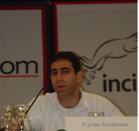 Microsofts Program Management Director To Quit, Work On A Startup!