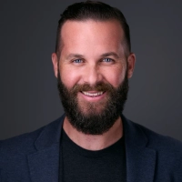 Brett Farmiloe